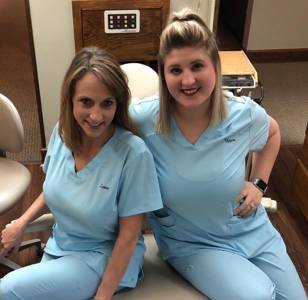 Broussard Louisiana Dentist - Image Victoria and Louise